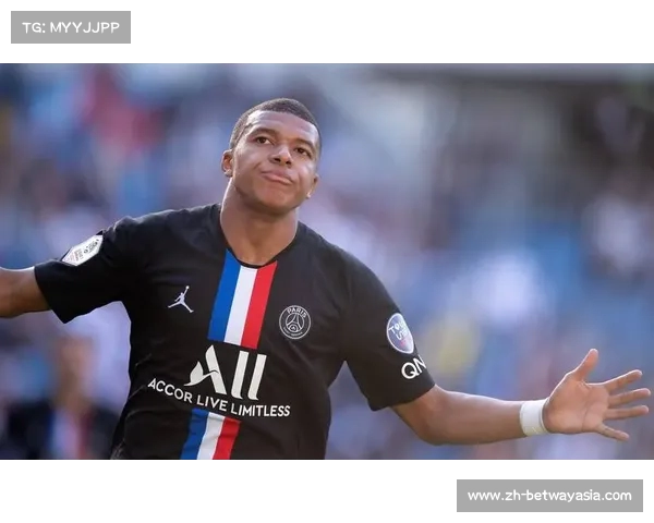 姆巴佩受邀出席法国总统国宴续约传闻再起引发热议 姆巴佩受邀出席法国总统国宴续约传闻再起引发热议